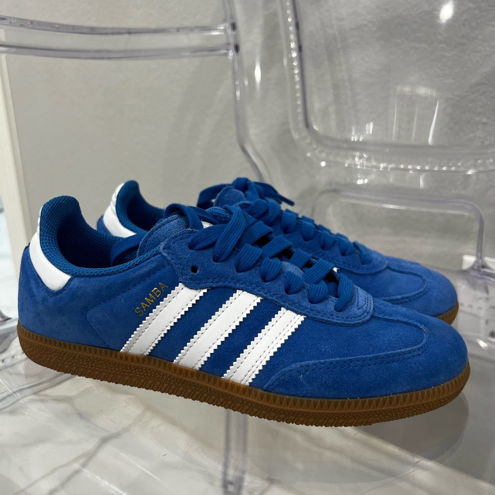 Adidas Samba bluebird sneakers Size 6 Like New!